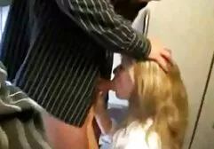 Busty babe gratis sexfilm vagina neuken op het werk