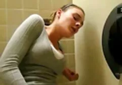 Goed Blondje brengt haar minnaar eindeloos plezier. gratis online sex filmpjes