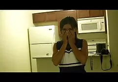 Brunette slaapt tegelijkertijd met gratis sexfilms 123 een geile vent.