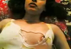 Neukte zijn geliefde buurvrouw gratis sexfilms zien slapende vriendin.