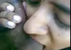 De brunette houdt van een lid hollandse sexfilms van haar nieuwe vriendin.